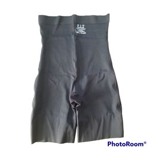 FIT Shapewear Medium